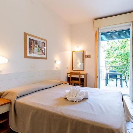 Hotel Jole San Mauro Mare エクステリア 写真