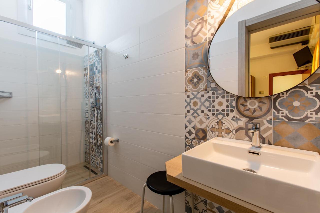 Hotel Jole San Mauro Mare エクステリア 写真