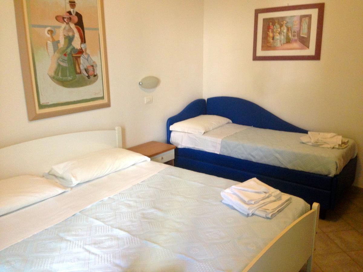 Hotel Jole San Mauro Mare エクステリア 写真